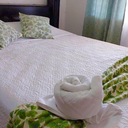 Hotel Golfito Bagian luar foto